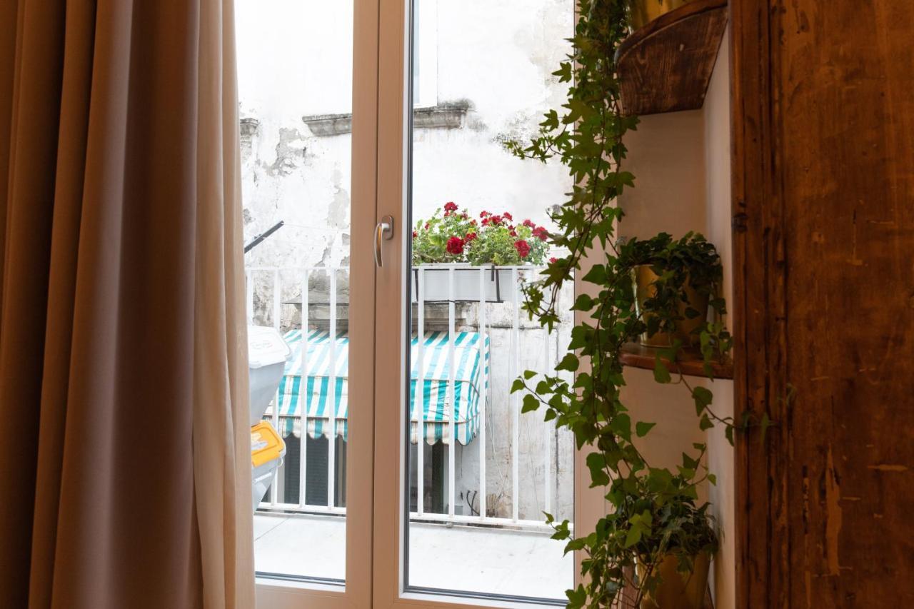 Appartement Casa Materdei à Naples Extérieur photo