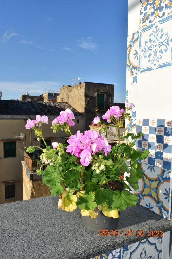 Appartement Casa Materdei à Naples Extérieur photo